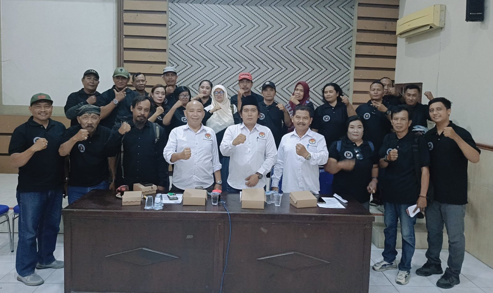 Komunitas Anyar Perusahaan Pers PWMR Giat Lakukan Komunikasi Dengan Stakeholder Komunitas Anyar Perusahaan Pers PWMR Giat Lakukan Komunikasi Dengan Stakeholder