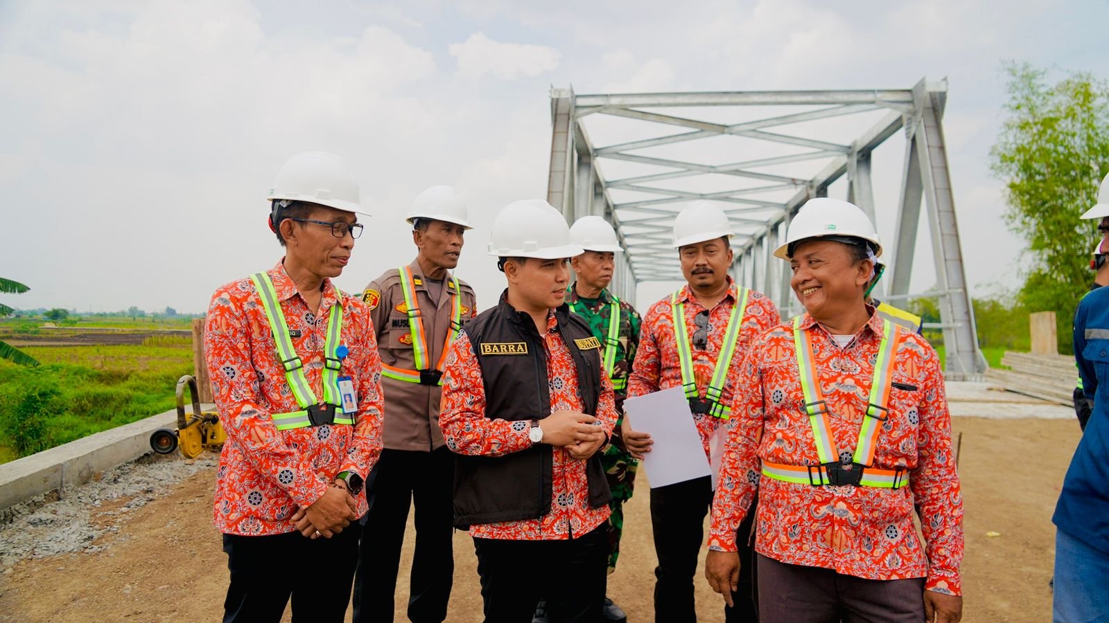 Barra Bupati Mojokerto Turba Sidak Pembangungan Proyek Infrastruktur Strategis di Dawarblandong Barra Bupati Mojokerto Turba Sidak Pembangungan Proyek Infrastruktur Strategis di Dawarblandong