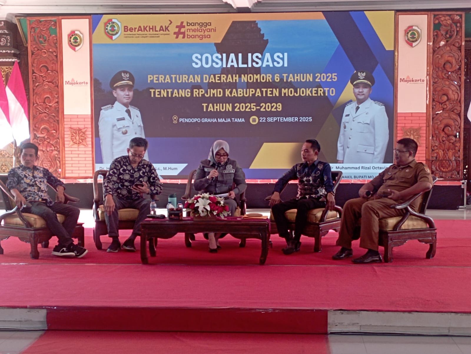 Sosialisasi Perda Kabupaten Mojokerto Nomor 6 Tahun 2025 Tentang RPJMD 2025-2029 Dan Dialog Perencanaan Pembangunan Daerah Sosialisasi Perda Kabupaten Mojokerto Nomor 6 Tahun 2025 Tentang RPJMD 2025-2029 Dan Dialog Perencanaan Pembangunan Daerah