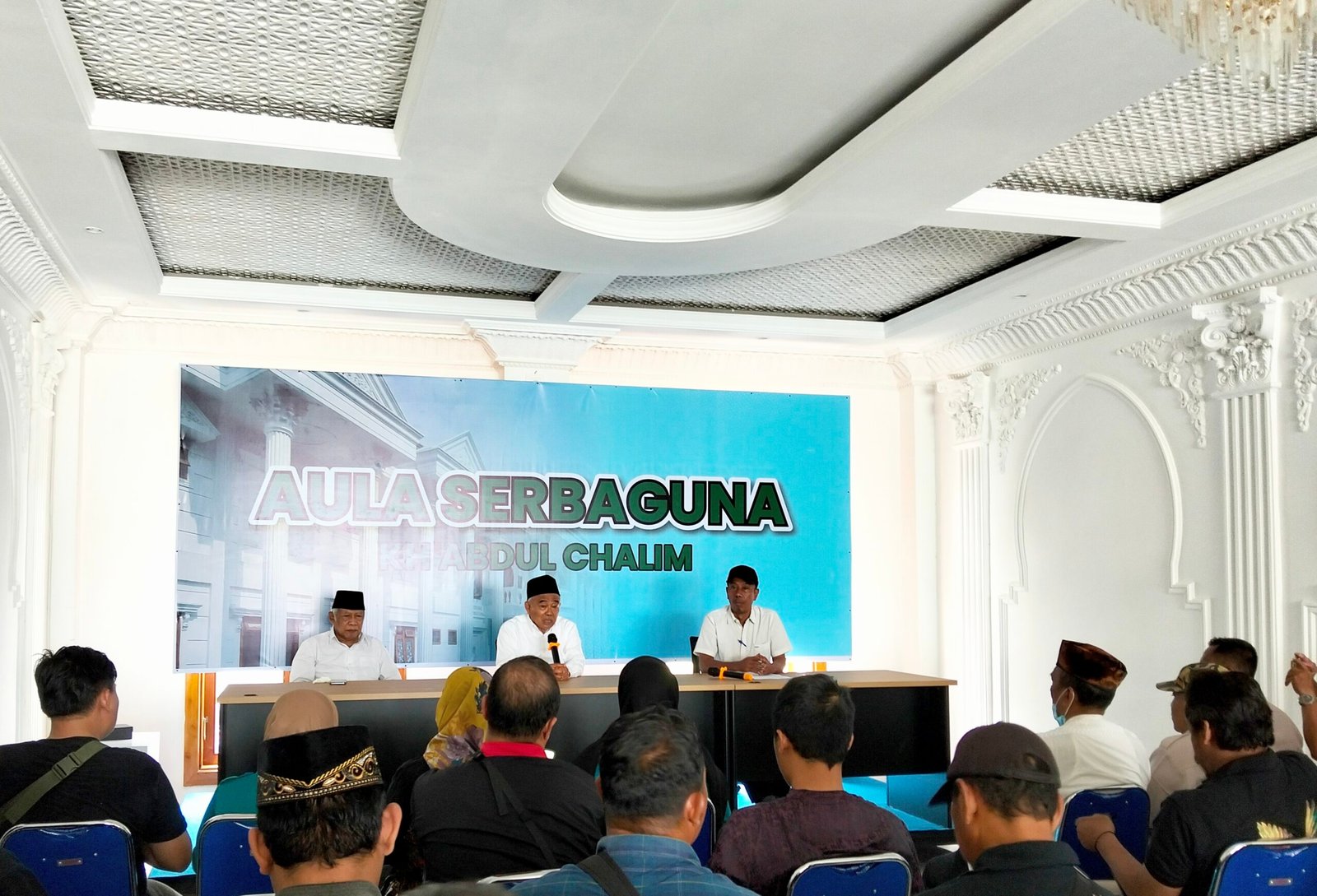 Romo Kyai Haji Prof.Dr. Asep Saifudin Chalim Protes Keras Berita Cemarkan Ponpes Amanatul Ummah, Suliyono, S.Pd. Sosialisasikan GTTI Romo Kyai Haji Prof.Dr. Asep Saifudin Chalim Protes Keras Berita Cemarkan Ponpes Amanatul Ummah, Suliyono, S.Pd. Sosialisasikan GTTI