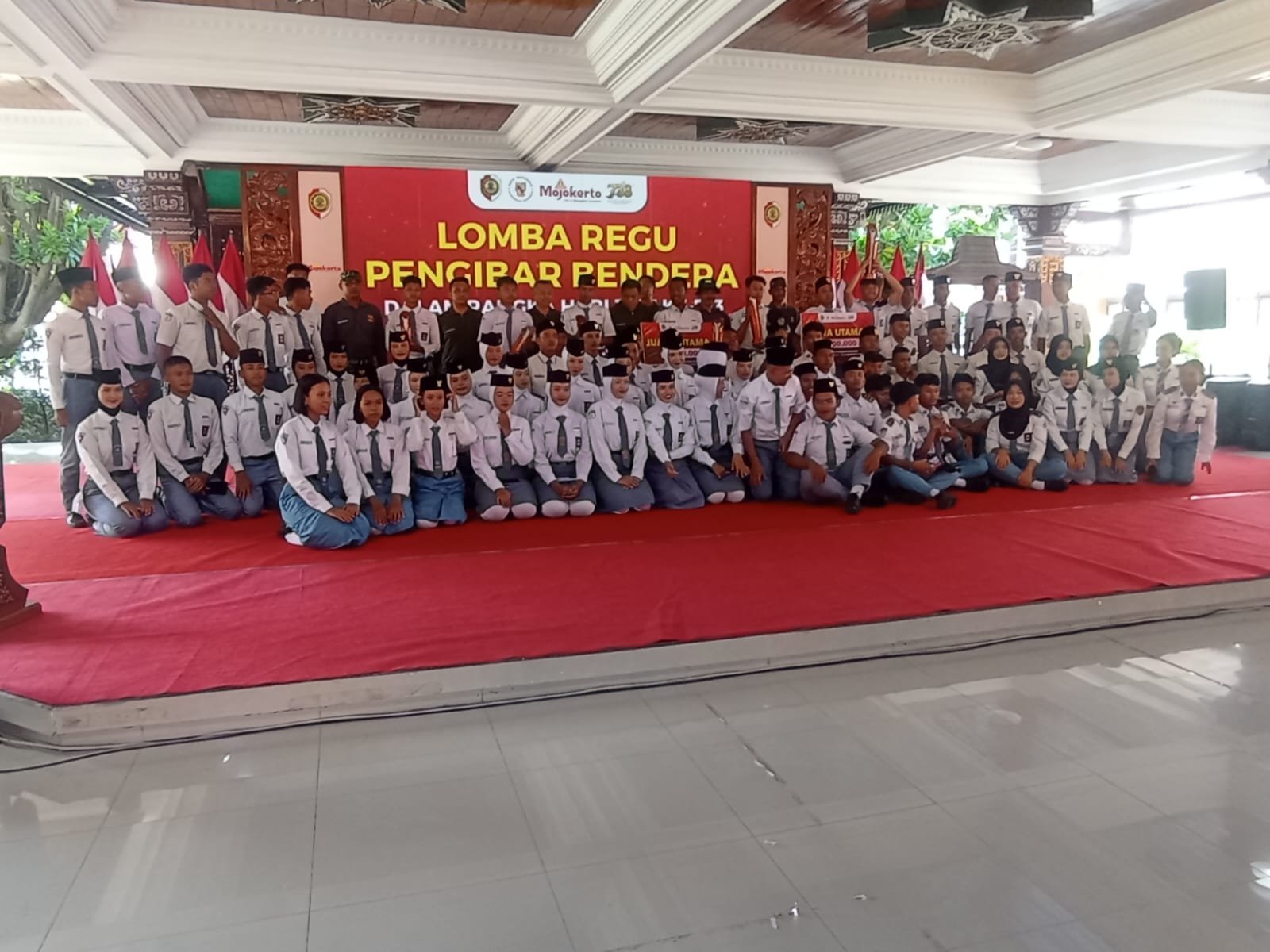 SMAN 1 Gondang Juara Lomba Pengibar Bendera SMAN 1 Gondang Juara Lomba Pengibar Bendera