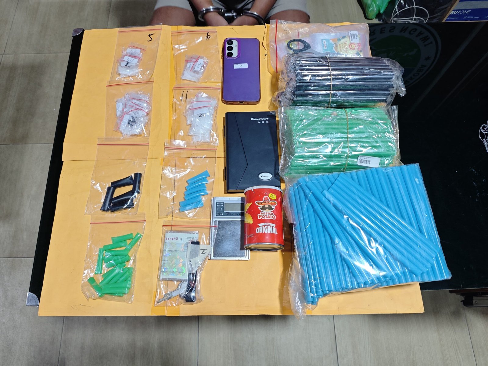 Polres Ngawi Ungkap Jaringan Narkoba, Tersangka Pengedar dan Sabu 39 gram Diamankan Polres Ngawi Ungkap Jaringan Narkoba, Tersangka Pengedar dan Sabu 39 gram Diamankan