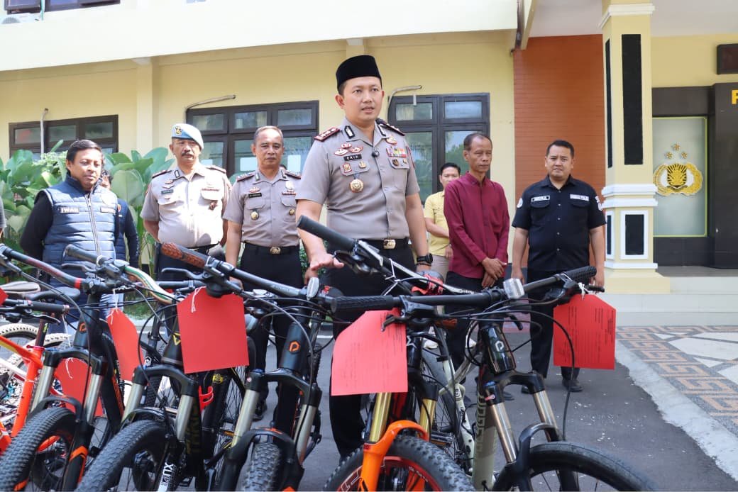 Tim URC Polres Magetan Amankan Komplotan Pencurian Sepeda Lintas Wilayah Tim URC Polres Magetan Amankan Komplotan Pencurian Sepeda Lintas Wilayah