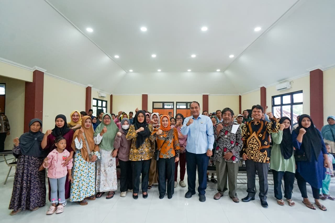 Perluas Akses Sanitasi Layak, Pemkot Mojokerto Bangun Jamban Sehat untuk 65 Keluarga MBR Perluas Akses Sanitasi Layak, Pemkot Mojokerto Bangun Jamban Sehat untuk 65 Keluarga MBR