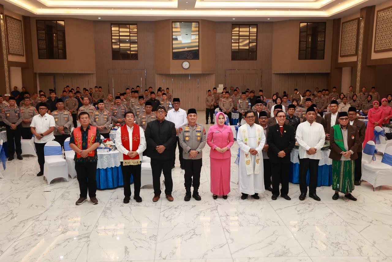 Sambut Hari Bhayangkara ke 80, Polda Jatim Gelar Doa Lintas Agama Sambut Hari Bhayangkara ke 80, Polda Jatim Gelar Doa Lintas Agama