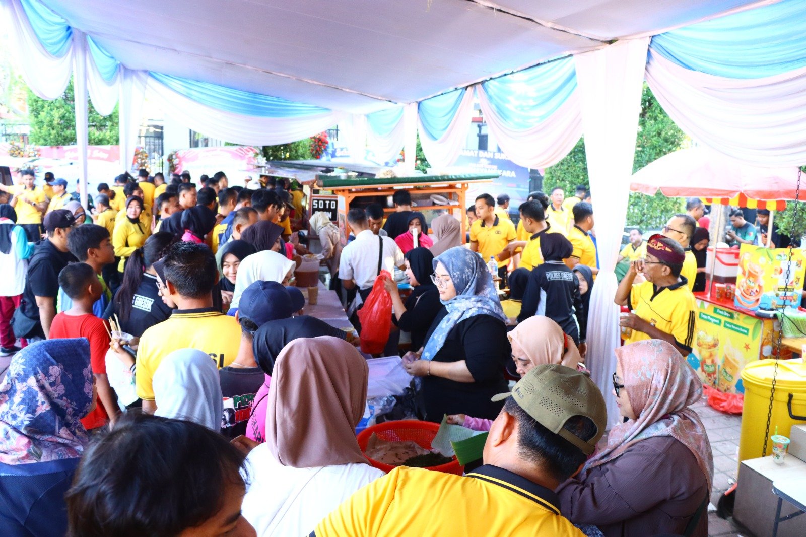 Polres Gresik Hadir Untuk Masyarakat, Gelar Bhayangkara Fest 2026 Pererat Kebersamaan Polres Gresik Hadir Untuk Masyarakat, Gelar Bhayangkara Fest 2026 Pererat Kebersamaan