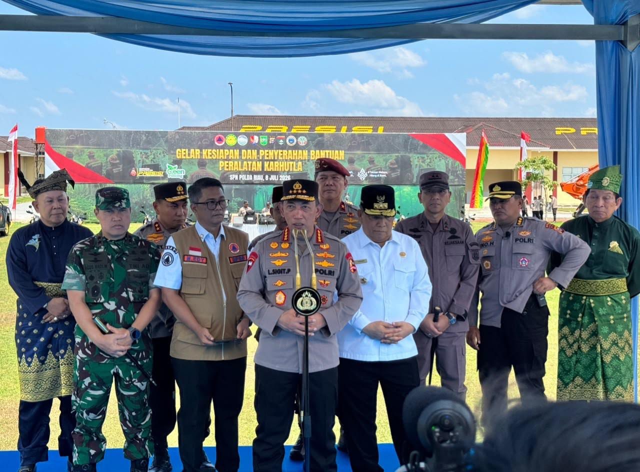 Kapolri Instruksikan Optimalkan Penanganan Karhutla di Riau Kapolri Instruksikan Optimalkan Penanganan Karhutla di Riau
