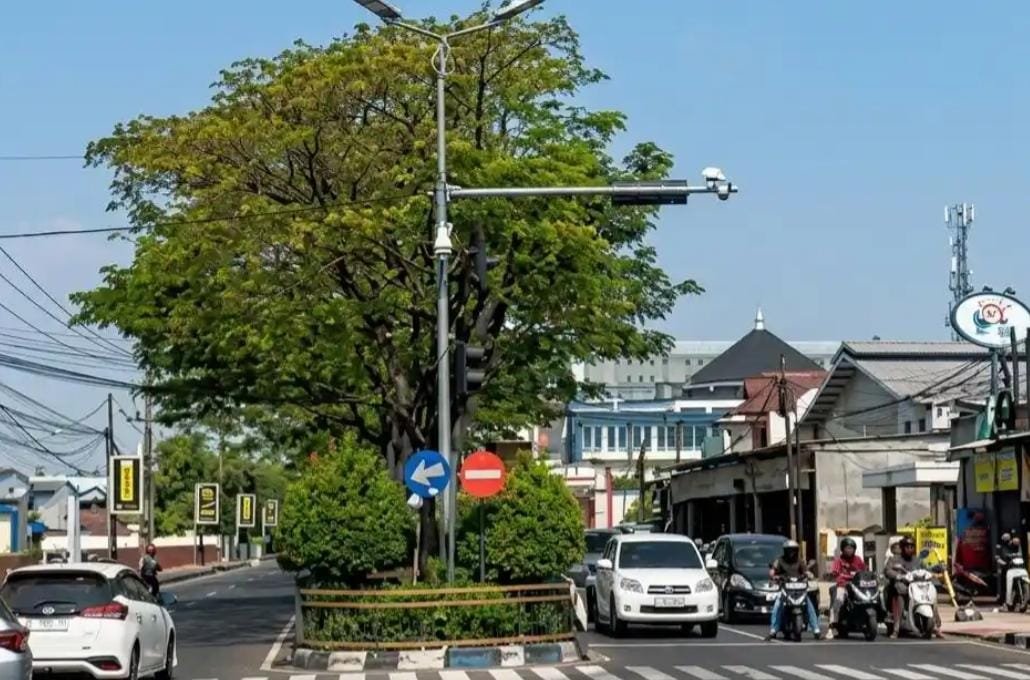 Polres Mojokerto Aktifkan ETLE,Tingkatkan Kepatuhan Masyarakat Dalam Berkendara Polres Mojokerto Aktifkan ETLE,Tingkatkan Kepatuhan Masyarakat Dalam Berkendara