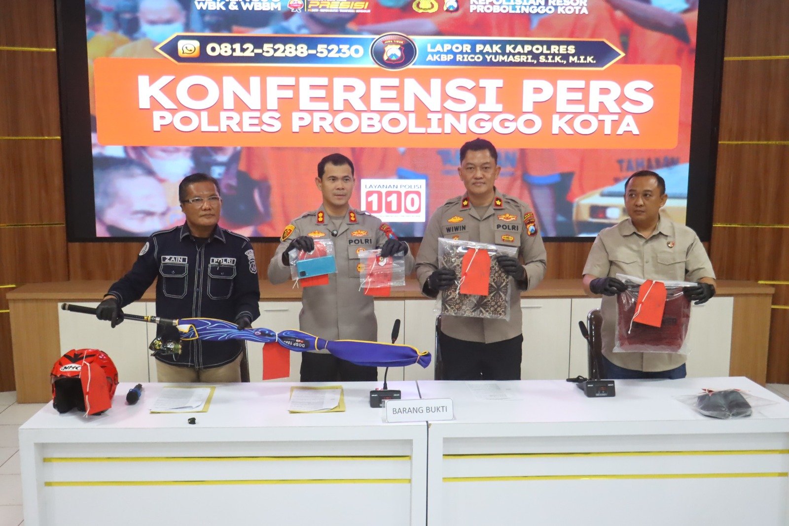 Polres Probolinggo Kota Ungkap Misteri Penemuan Jenazah di Pantai Pilang, Satu Tersangka Diamankan Polres Probolinggo Kota Ungkap Misteri Penemuan Jenazah di Pantai Pilang, Satu Tersangka Diamankan