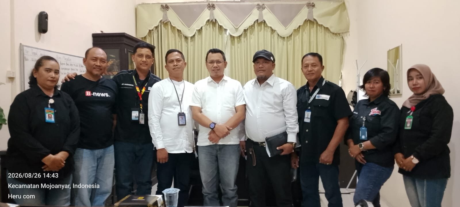 Audensi Yang Di Gelar Di Pemkot , Kuasa Hukum Majalah Global Desak Jawaban Resmi Kabag Hukum Pemkot Mojokerto Audensi Yang Di Gelar Di Pemkot , Kuasa Hukum Majalah Global Desak Jawaban Resmi Kabag Hukum Pemkot Mojokerto