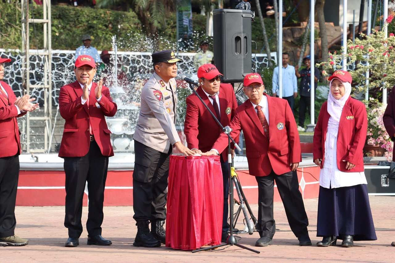 Kapolda Jatim Buka Pesmaba UMM, Ajak Mahasiswa Bijak Bermedia Digital dan Jaga Jatim Kapolda Jatim Buka Pesmaba UMM, Ajak Mahasiswa Bijak Bermedia Digital dan Jaga Jatim