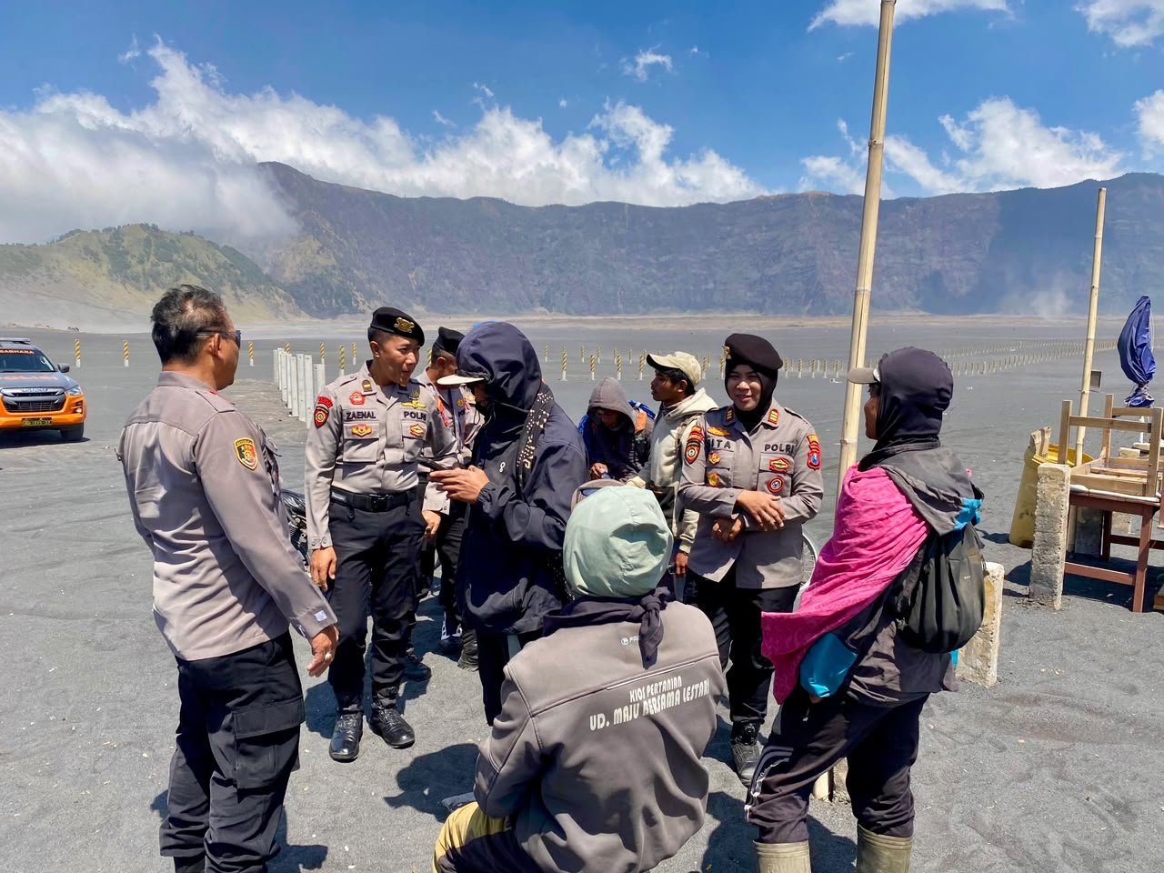 Bromo Kembali Dibuka untuk Wisatawan, Polres Probolinggo Beri Atensi Khusus Pencegahan Karhutla Bromo Kembali Dibuka untuk Wisatawan, Polres Probolinggo Beri Atensi Khusus Pencegahan Karhutla