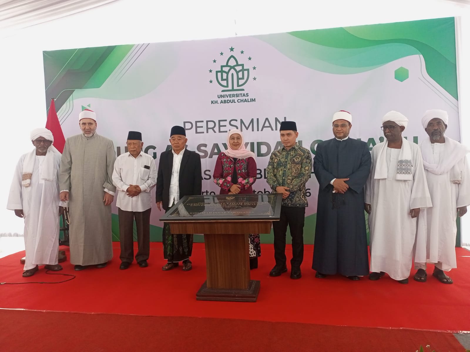 Khofifah Resmikan Gedung As-Sayyidah Qona’ah UKHAC, Pendidikan Berbasis Pesantren Kian Diperkuat
