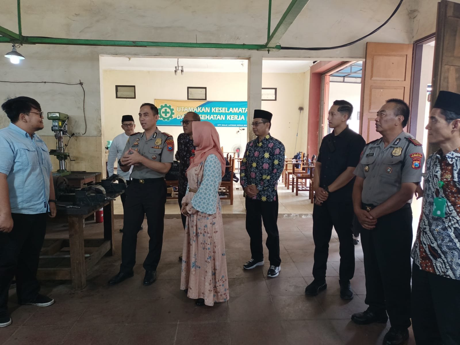 Peduli Masa Depan Masyarakat, Polres Mojokerto Kota Jajaki Peluang Kerja melalui Program Polri Peduli Pengangguran Peduli Masa Depan Masyarakat, Polres Mojokerto Kota Jajaki Peluang Kerja melalui Program Polri Peduli Pengangguran